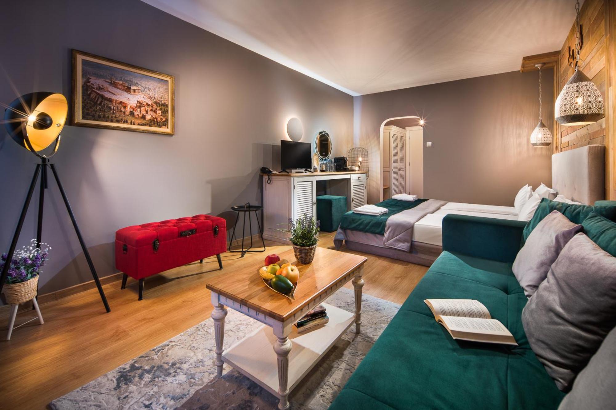 Mоura Boutique & Spa Hotel בורובץ מראה חיצוני תמונה