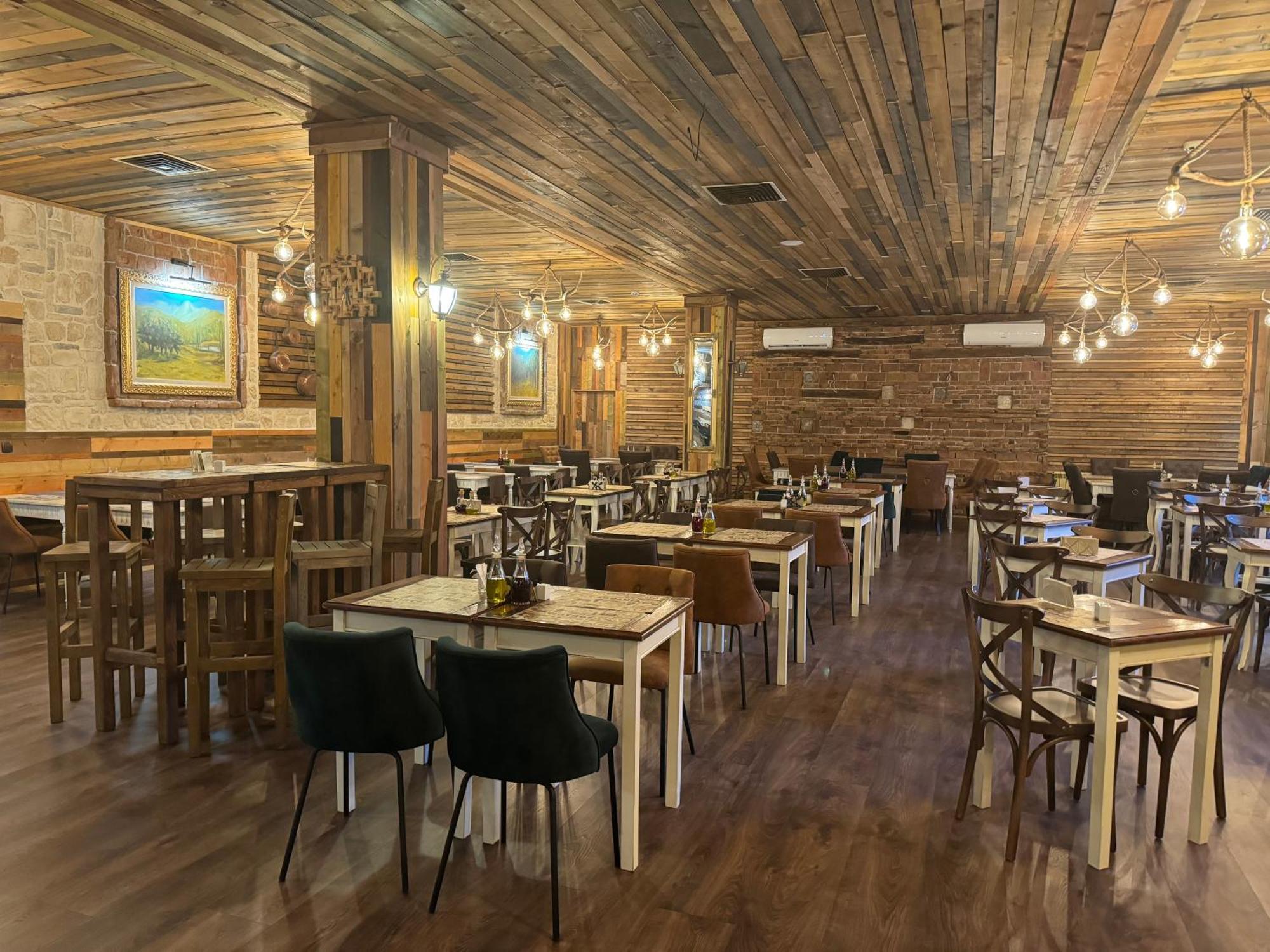 Mоura Boutique & Spa Hotel בורובץ מראה חיצוני תמונה