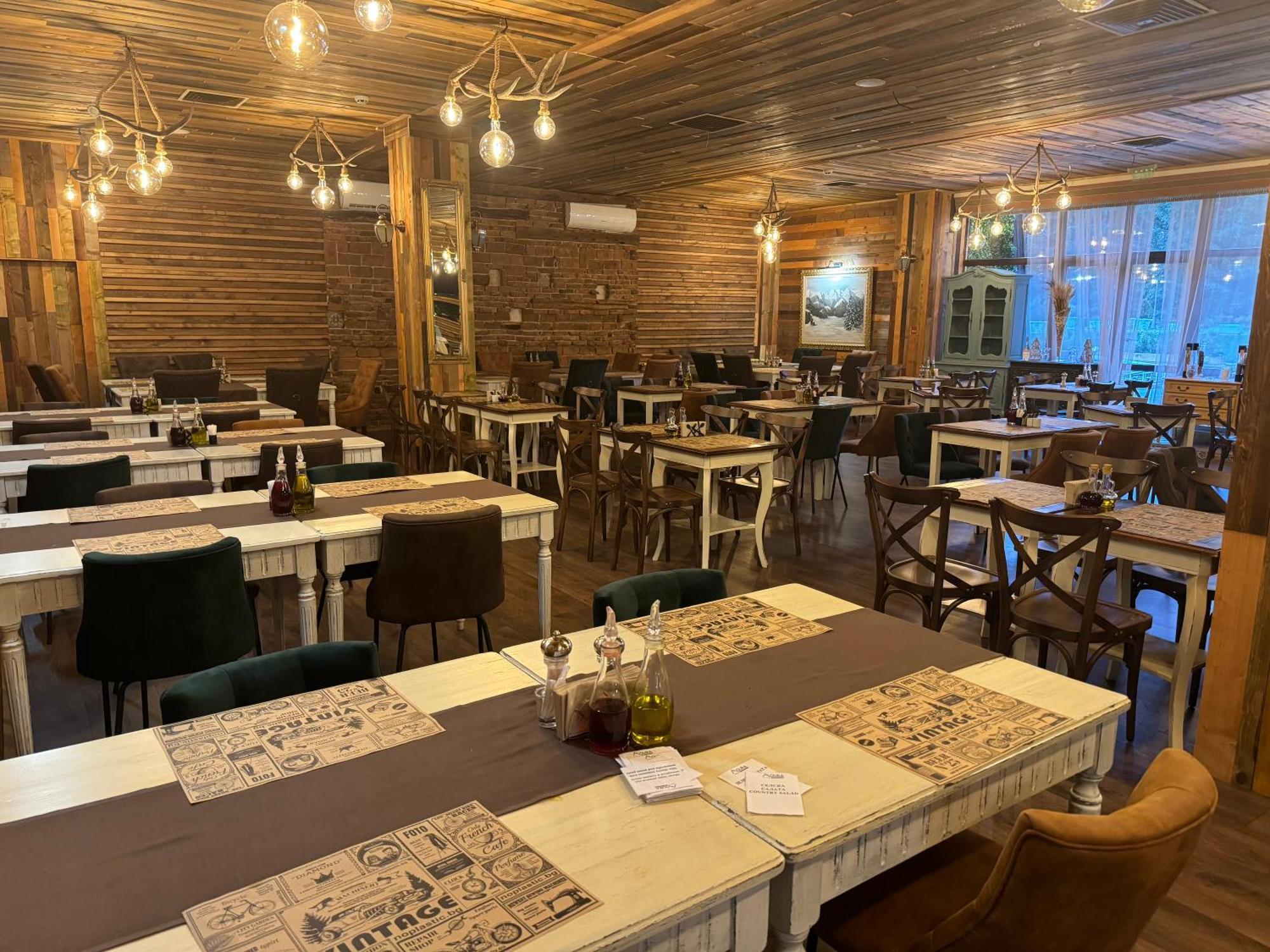 Mоura Boutique & Spa Hotel בורובץ מראה חיצוני תמונה