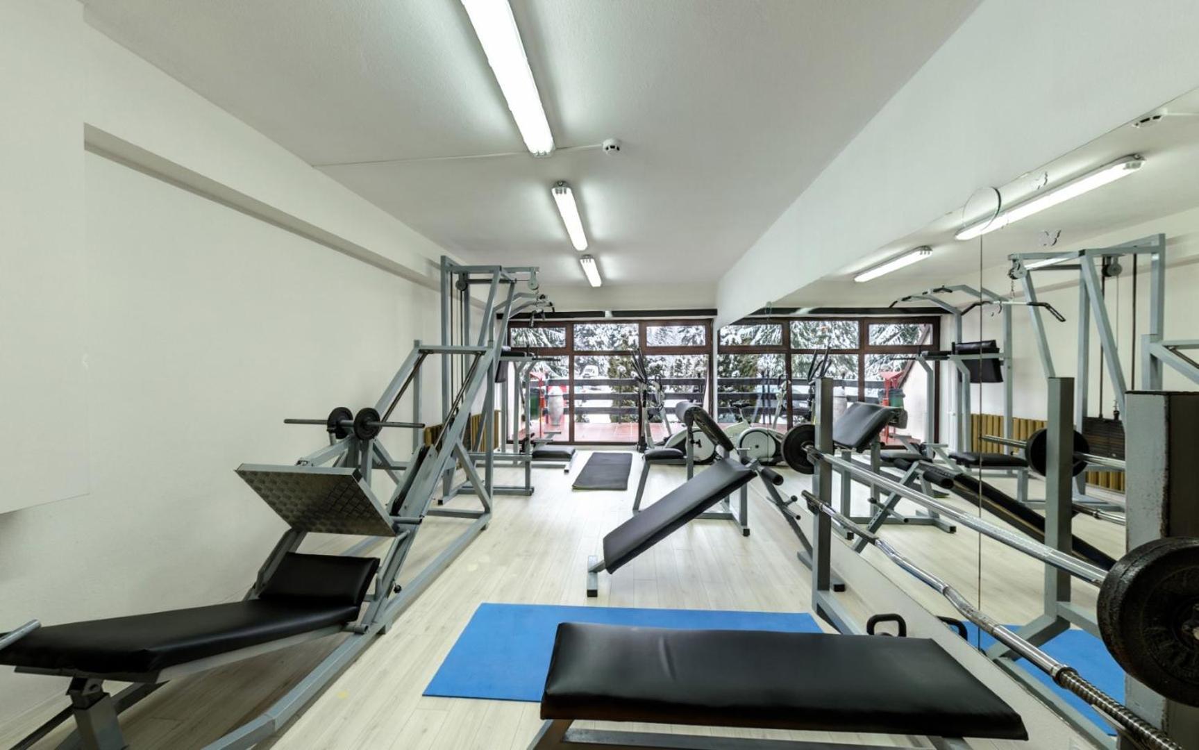 Mоura Boutique & Spa Hotel בורובץ מראה חיצוני תמונה